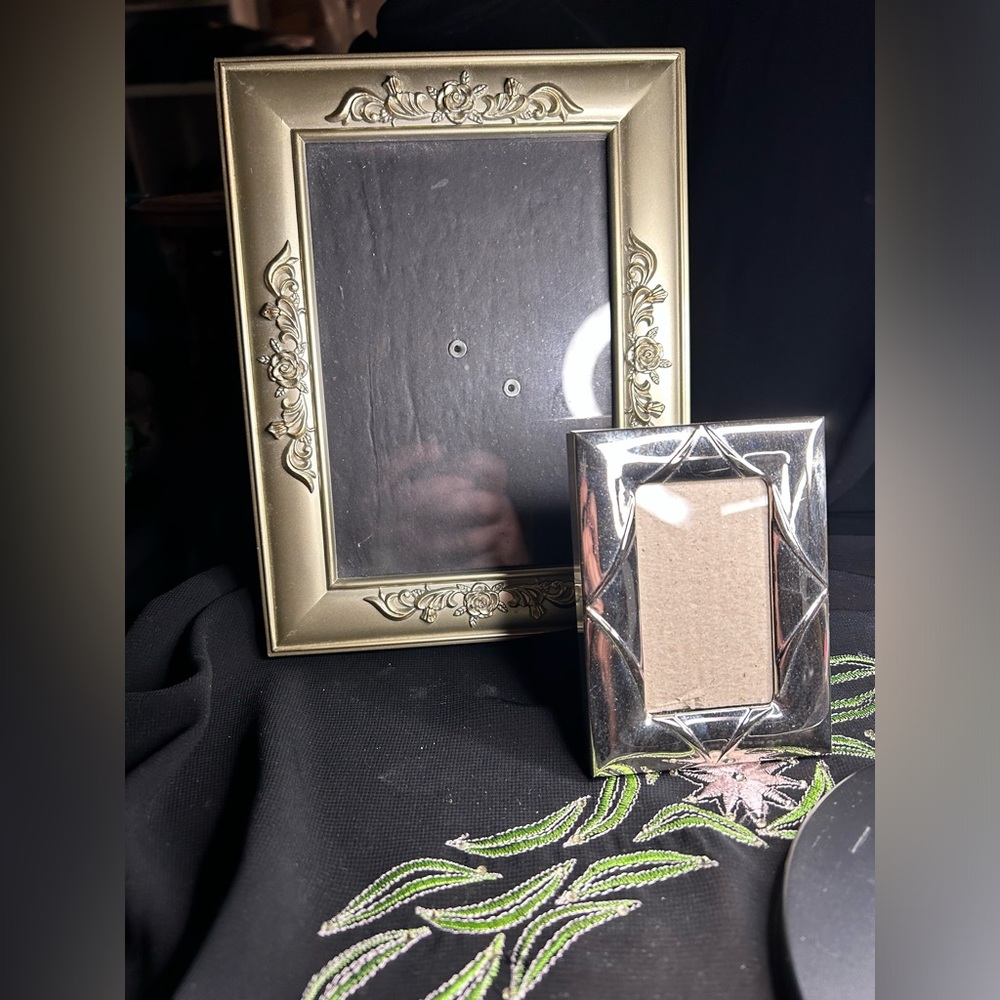 VTG Set of 2 Silver Border picture frames, larger one is marked Decorel.